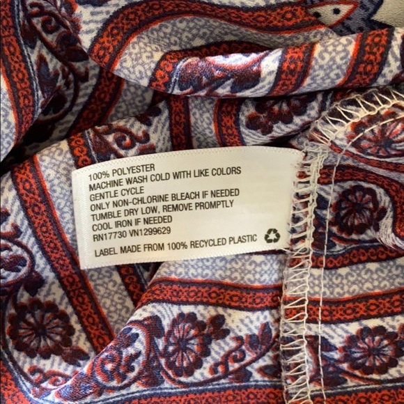 XHILARATION Multi Print Hi Low Top - Picture 7 of 8